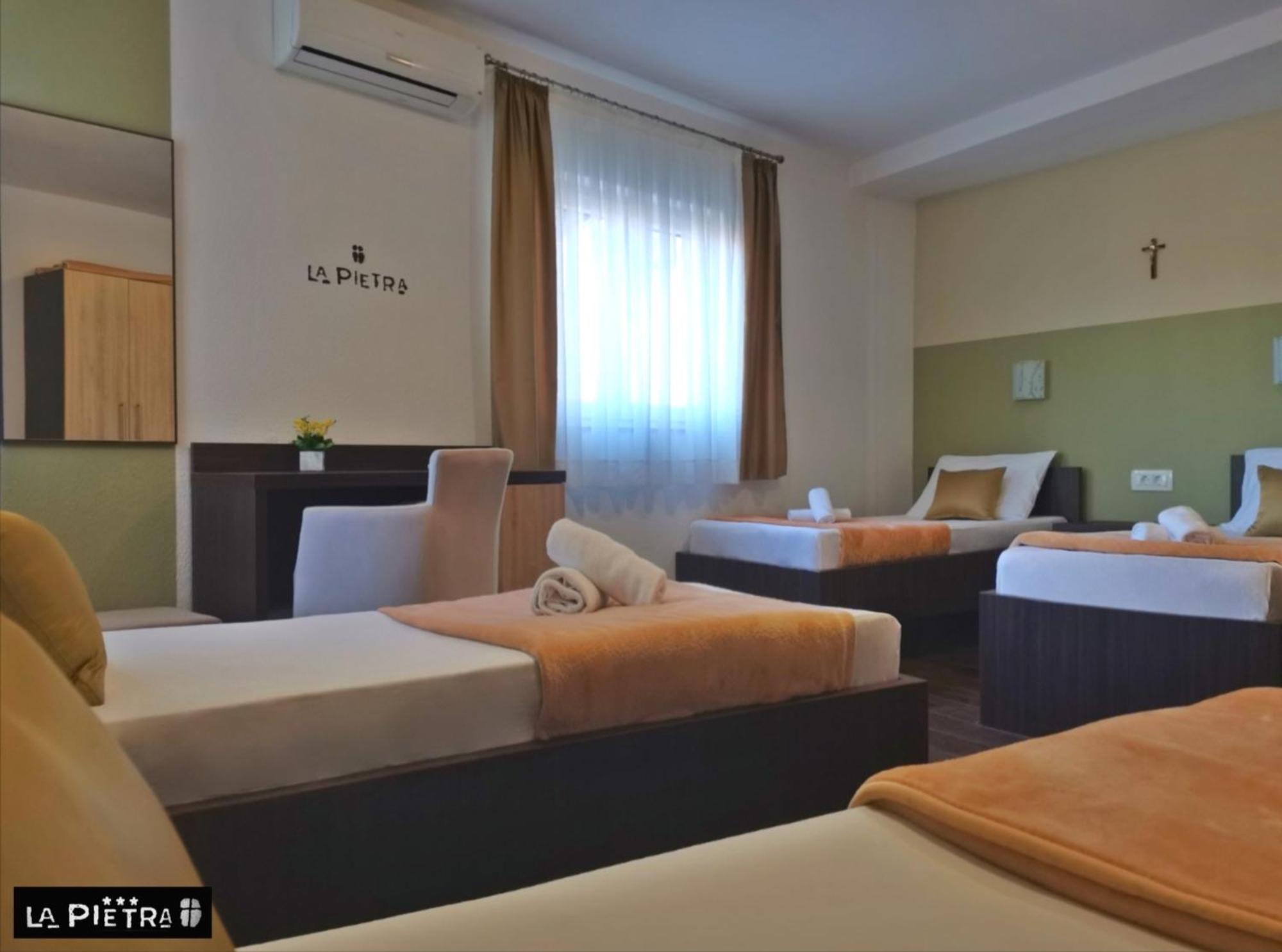 La Pietra Family Hotel Međugorje Rom bilde